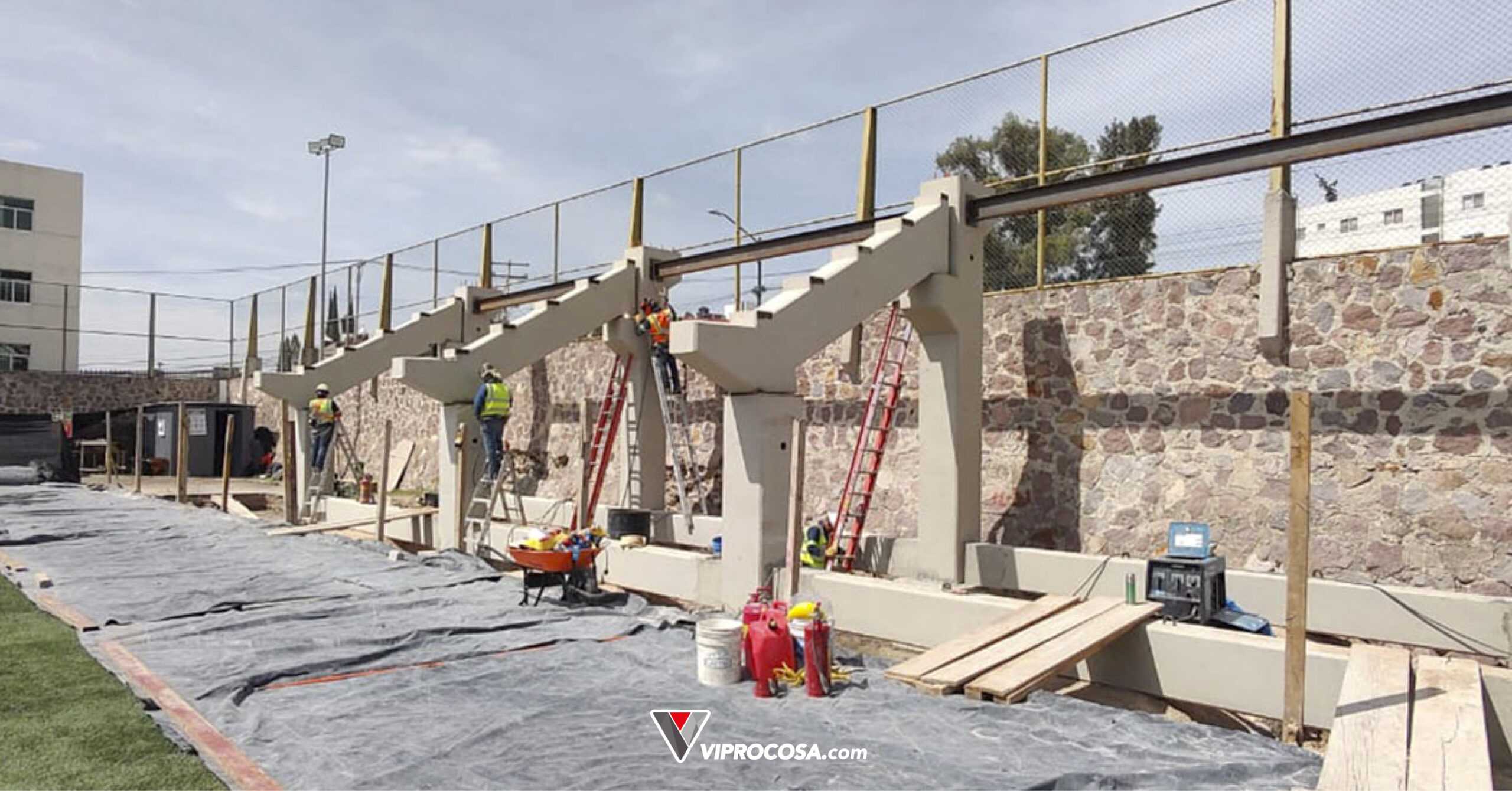 Gradas con elementos Prefabricados de Concreto