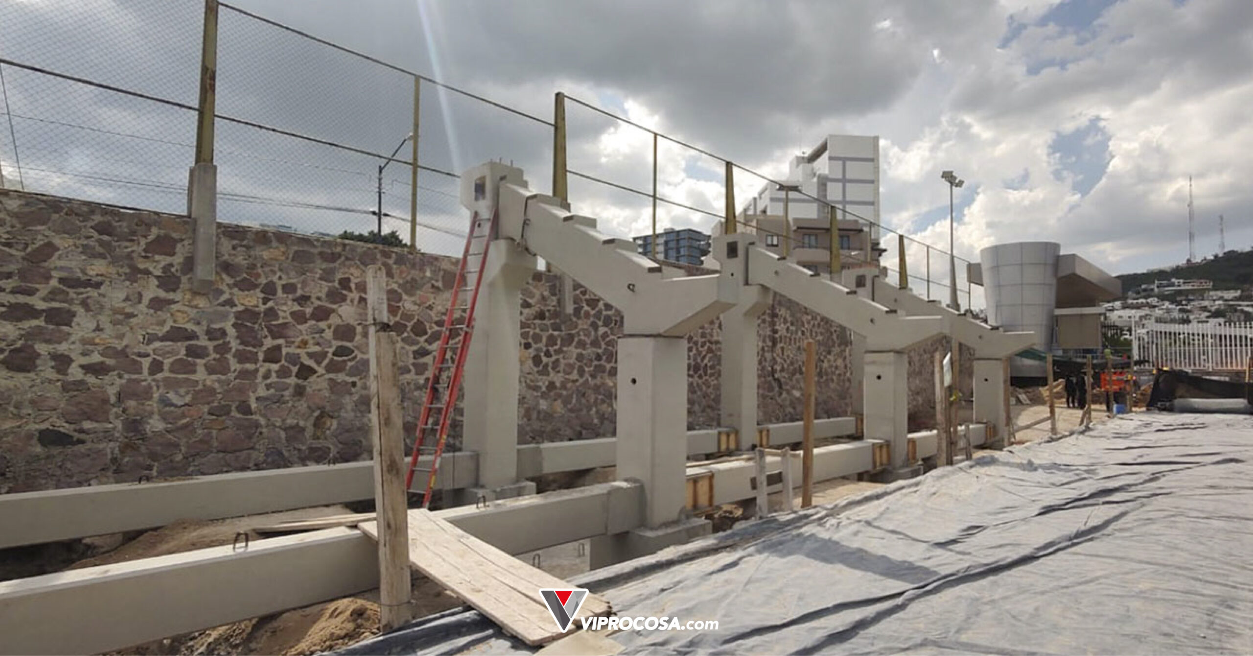 Gradas con elementos Prefabricados de Concreto