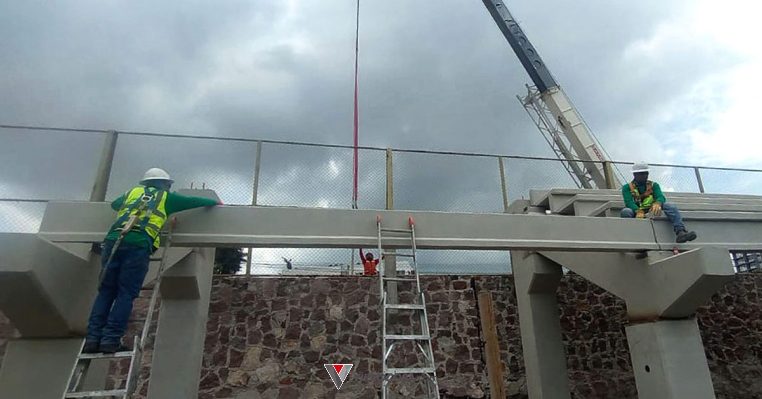 Gradas con elementos Prefabricados de Concreto